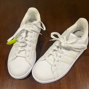 Adidas White Iridescent Grand Court